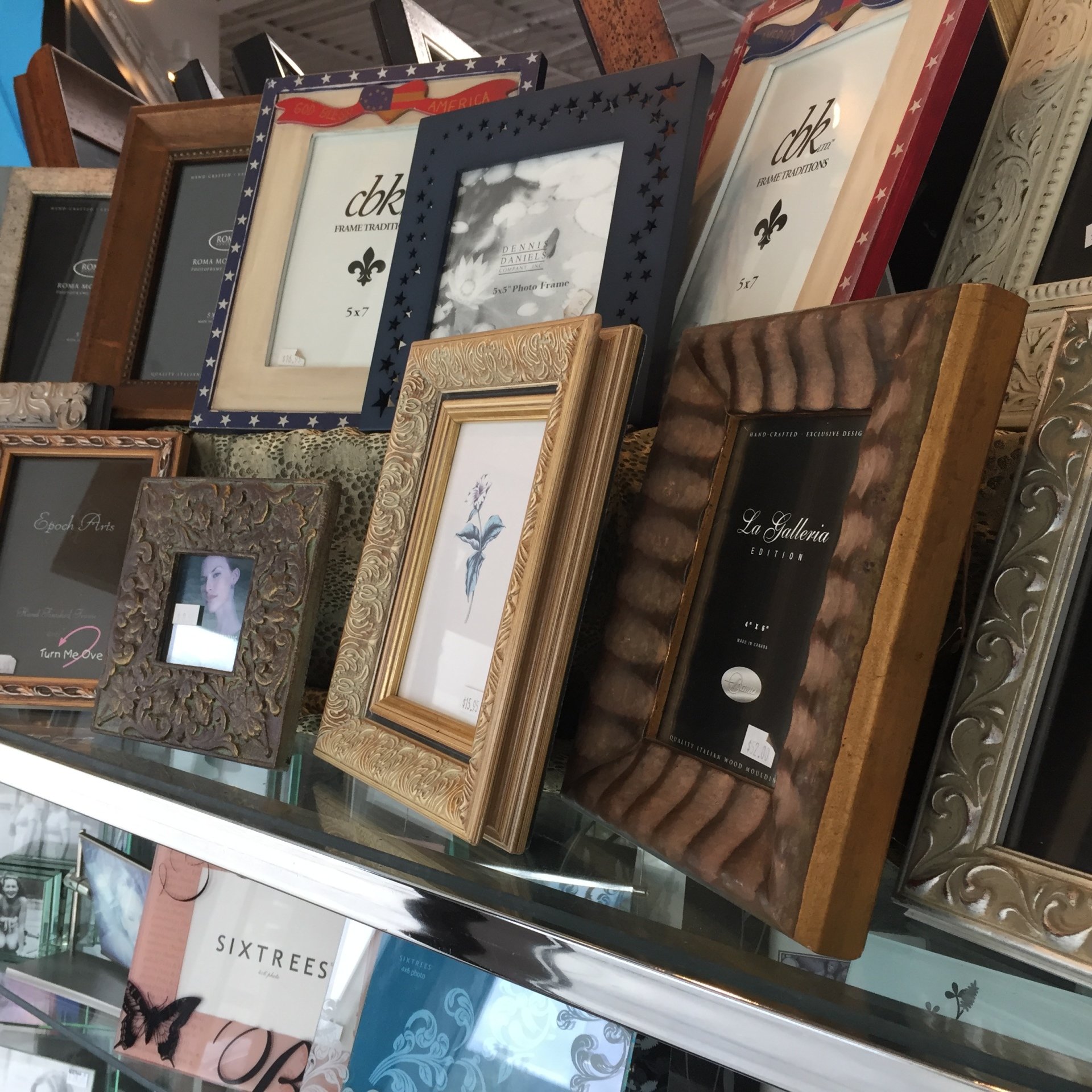 4000+ Mouldings | Picture Frames | FRAMEWORKS Burlington MA